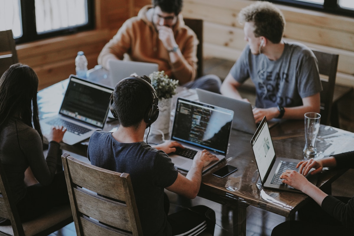 LearnDrive AI team standup reviewing a learning analytics pilot